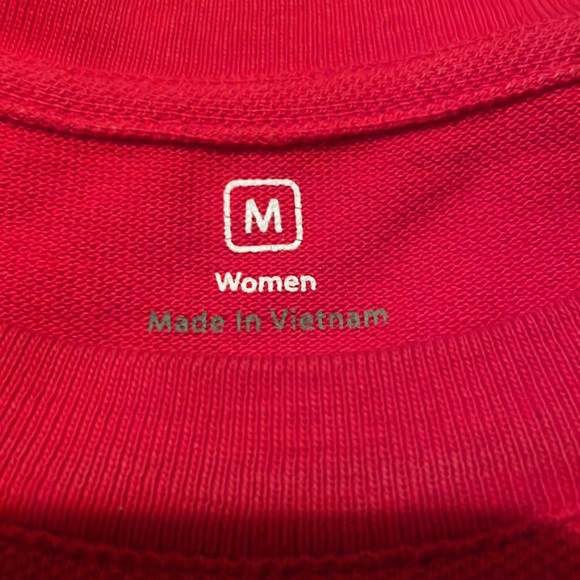 Apple Employee Women’s Red Center Embroidered Apple Short Sleeve Shirt Medium - Picture 4 of 6